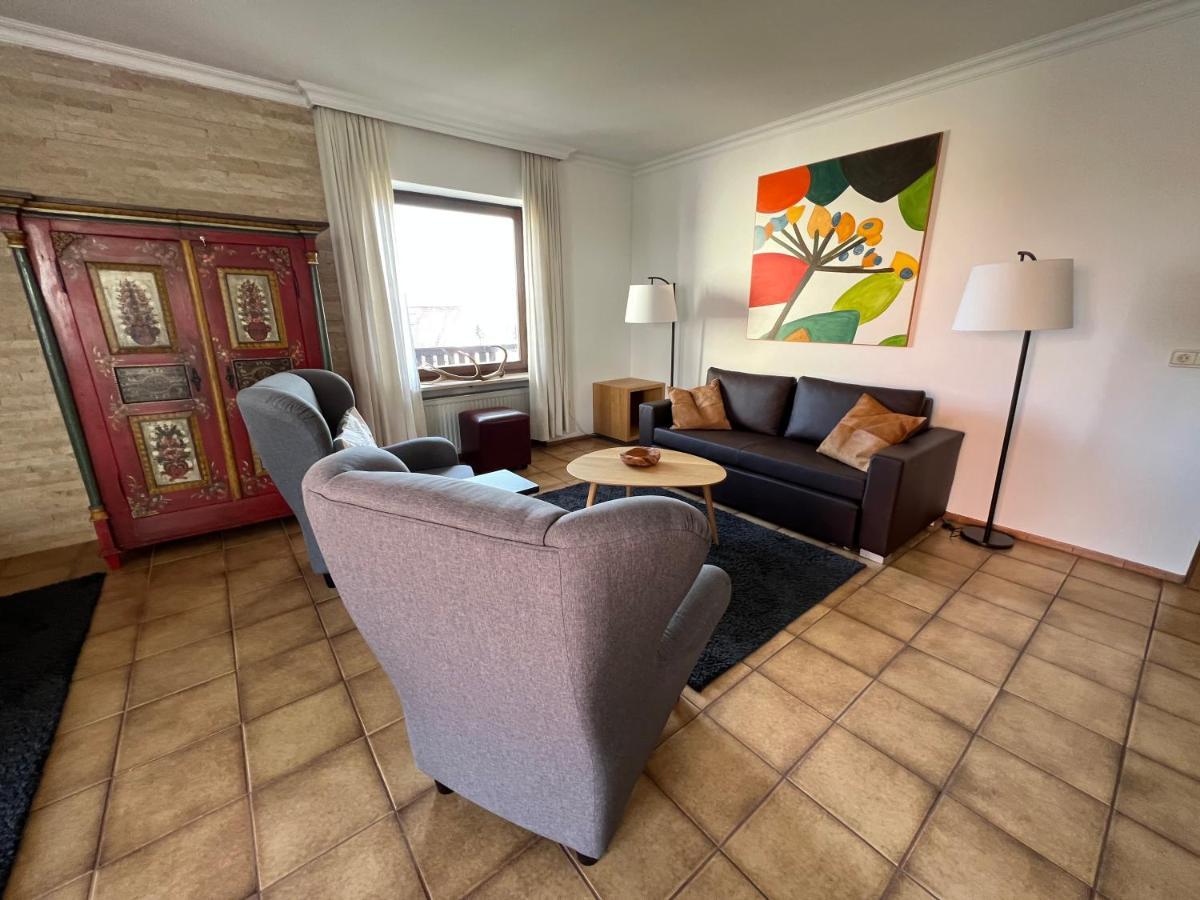 Aparthotel Parsberg Lferstl エクステリア 写真