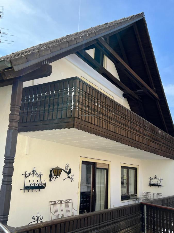 Aparthotel Parsberg Lferstl エクステリア 写真