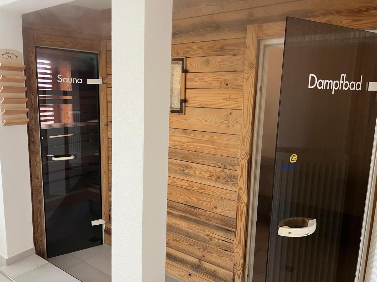 Aparthotel Parsberg Lferstl エクステリア 写真